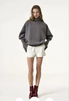 THE TOE レザーショートパンツ ホワイト