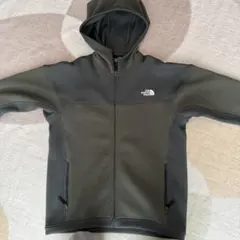 フード マウンテンパーカー