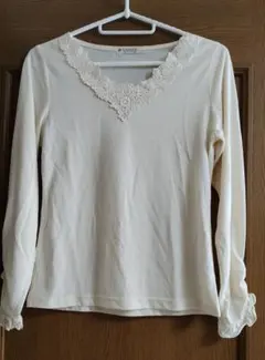 axes femme 長袖 カットソー レースネック アイボリー Mのサムネイル