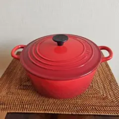 Le Creuset 両手鍋 18cm - メルカリ