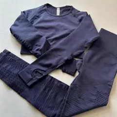 新品 シームレス メッシュ トレーニング クロップ＆レギンス セット パープル