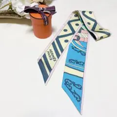 美品✨エルメス　ツイリー　グランアパラ　ネイビー　馬柄 美品✨エルメス ツイリー グランアパラ ネイビー 馬柄 - メルカリ