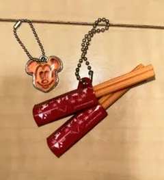 ディズニー　ミッキー　ワッフル　パークフード　チュロス　キーホルダー　ストラップ