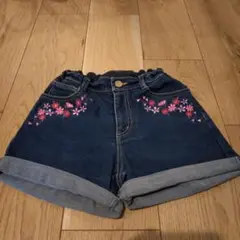 ★kate spade★ 花柄刺繍 デニムショーツ 140