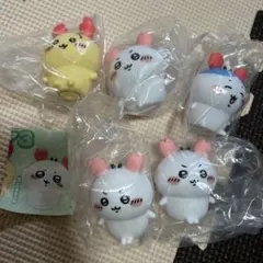 ちいかわ　ソフビフィギュア3 カニなちいかわ　カニなハチワレ　うさぎ　ガチャ