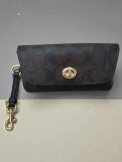 コーチ COACH シグネチャー ターンロック メガネケース