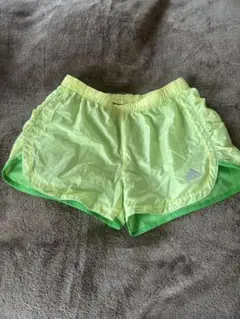 adidas ショートパンツ 黄緑 J S