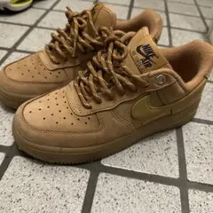 Nike Air Force 1 ベージュ スニーカー