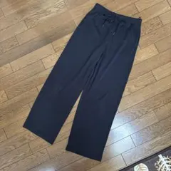 GU ワイドパンツ