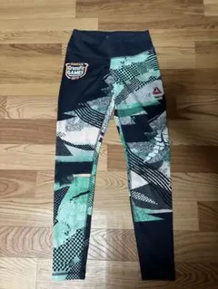 Reebok ヨガパンツ Lサイズ グラフィックデザイン