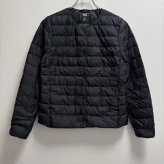 ユニクロ ウルトラライトダウン ノーカラー ジャケット 黒 Mサイズ 収納袋付き
