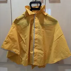 フード付き黄色ポンチョ　サイズ100cm