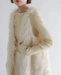 mystic フェイクファーロングベスト