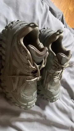 BALENCIAGA Defender スニーカー 27.5cmのサムネイル