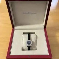 最終値下げ ☆ FERRAGAMO フェラガモ ガンチーニ 腕時計 ブラックのサムネイル