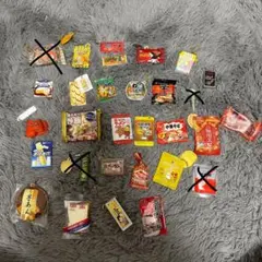 ガチャガチャお菓子