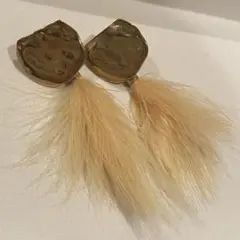 Item thumbnail for item 75335582-9941-40d5-bfa3-35ab002481a2