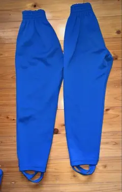 青色ブルー　130cm 長ズボン　ジャージ セット