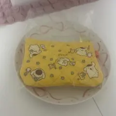 サンリオ　みんなのキルトシリーズ　シークレットミニフラットポーチ　ポムポムプリン