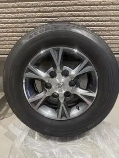 ハイエース純正アルミ　15インチ 4本セットのサムネイル