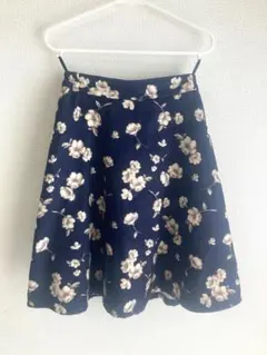 Earth 花柄 ネイビー フレアスカート サイズF