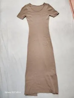 【りっくん様専用】ベージュ 半袖 ロングニットワンピース Mサイズ