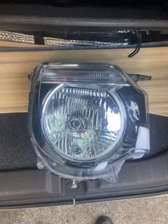 ハリアー・ZSU60 前期 テールランプ右　LED 81580-48141 ハリアー・ZSU60 前期 テールランプ右 LED 81580-48141 | Mercari