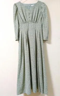 natural couture 小花柄ロングワンピース 花柄 Fサイズのサムネイル