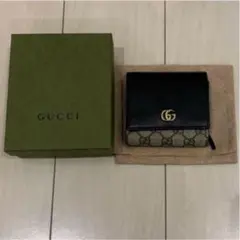GUCCI GGマーモント 二つ折り財布