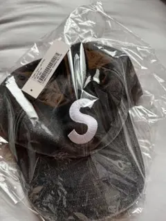 supreme Sロゴキャップ