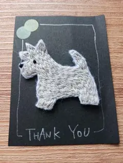 刺繍ブローチ　ハンドメイド　アクセサリー　鳥　北欧　雑貨　ヘアゴム
