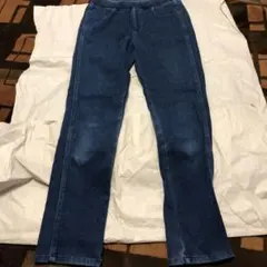 ユニクロ　デニム ジーンズ パンツ　130センチ