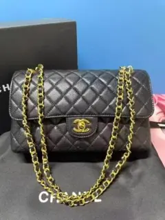 CHANEL ショルダーバッグ