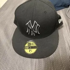 ほぼ未使用　ニューエラ 59FIFTY ニューヨークヤンキース キャップ 刺繍
