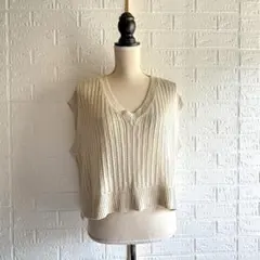 arth music&ecology／ゆったり✿ニットベスト✿Vネック✿前後差