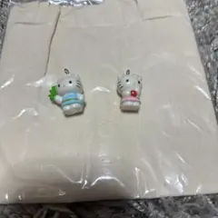 ハローキティ キーホルダー 2個セット　サンリオ　ダニエルくん