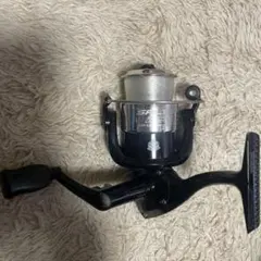 SALT SPIN2500 スピニングリールのサムネイル