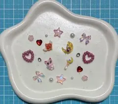ネイルパーツ　セーラームーン
