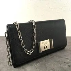 送料込み！ 美品 PRADA チェーンウォレット NERO 189