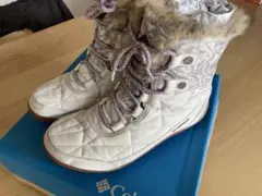 Columbia 防水キルティングブーツ ホワイト