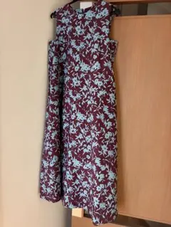 バーガンディ 花柄 ノースリーブ ワンピース