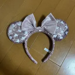 ディズニー　ミニー　ハート型スパンコールカチューシャ