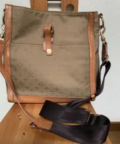 ショルダーバッグ　ruseet 値下げ