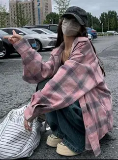 チェックシャツピンク