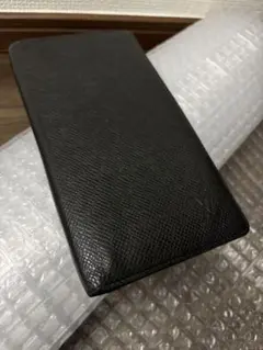 ✨極美品✨ルイヴィトン タイガ ポルトフォイユ ブラザ 長財布