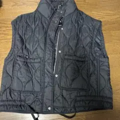 ZARA ブラック キルティングベスト