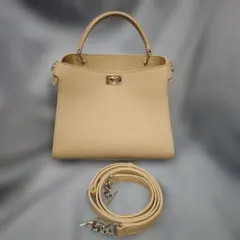 美品 michino paris　ミチノパリ ルテスミニ ベージュのサムネイル