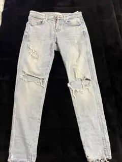 ZARA MAN ダメージジーンズ ライトブルー EUR38のサムネイル