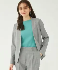 美品　グリーンレーベルリラクシング　ライト カチリラ ノーラペル ジャケット