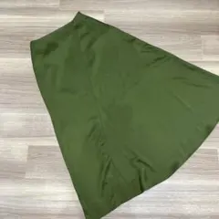 ロングスカート　カーキ